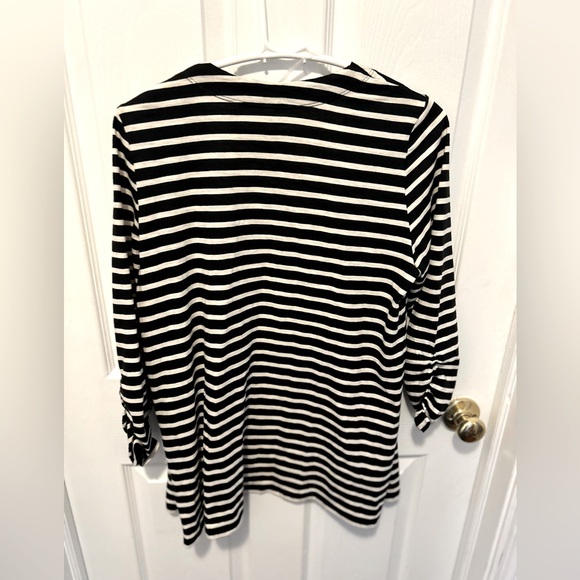 Black and white stripped cardigan - Picture 4 of 4